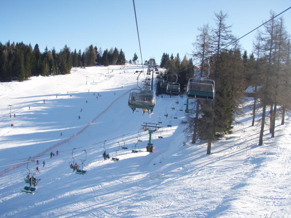 Apartments Lovec Cerkno Εξωτερικό φωτογραφία